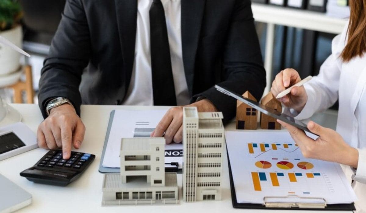 Equipo de Smart Sales coordinando proyectos inmobiliarios